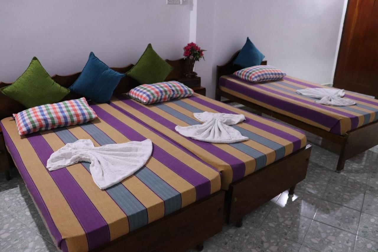 Crescent Resort Galle Bagian luar foto