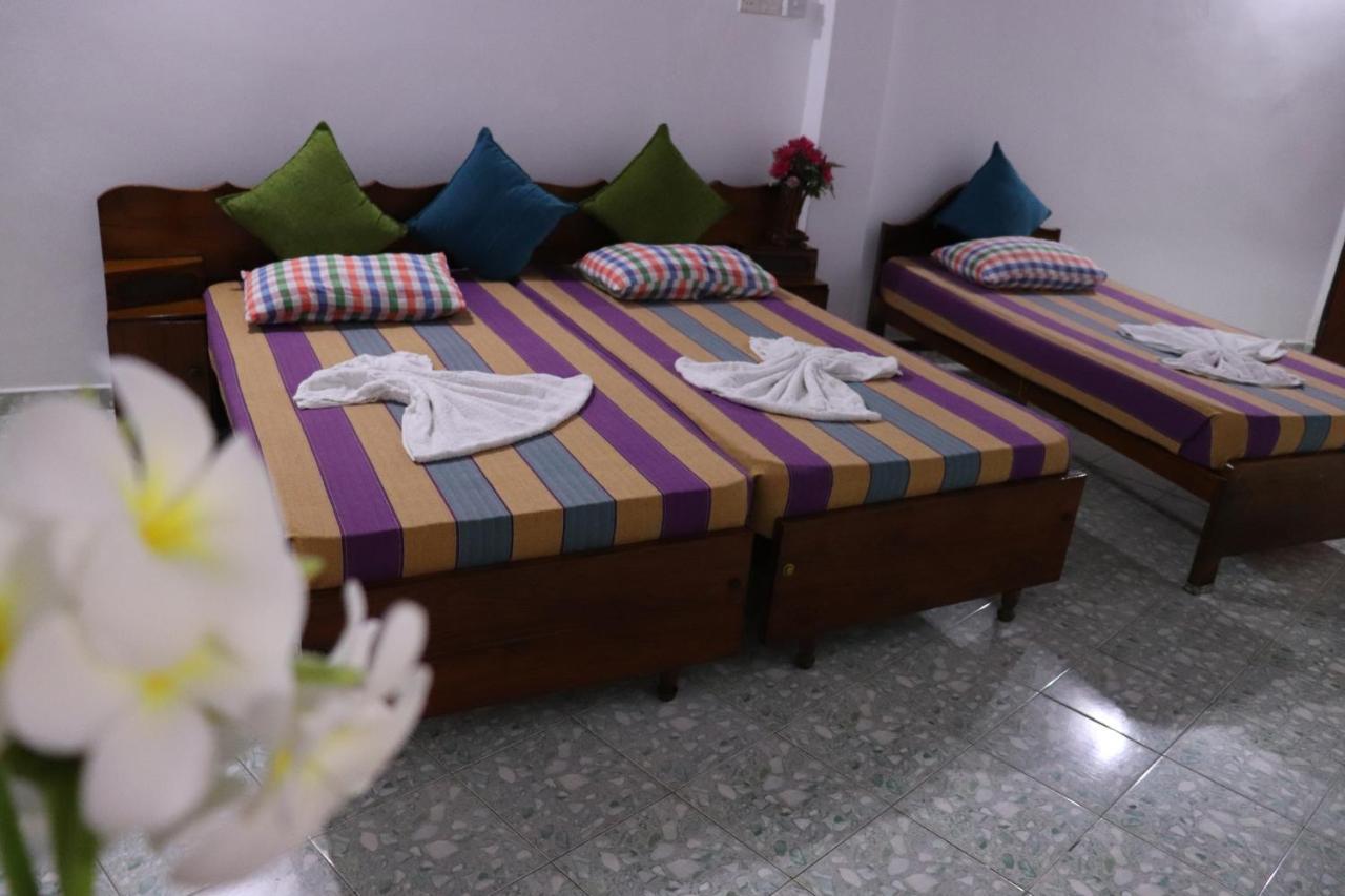 Crescent Resort Galle Bagian luar foto