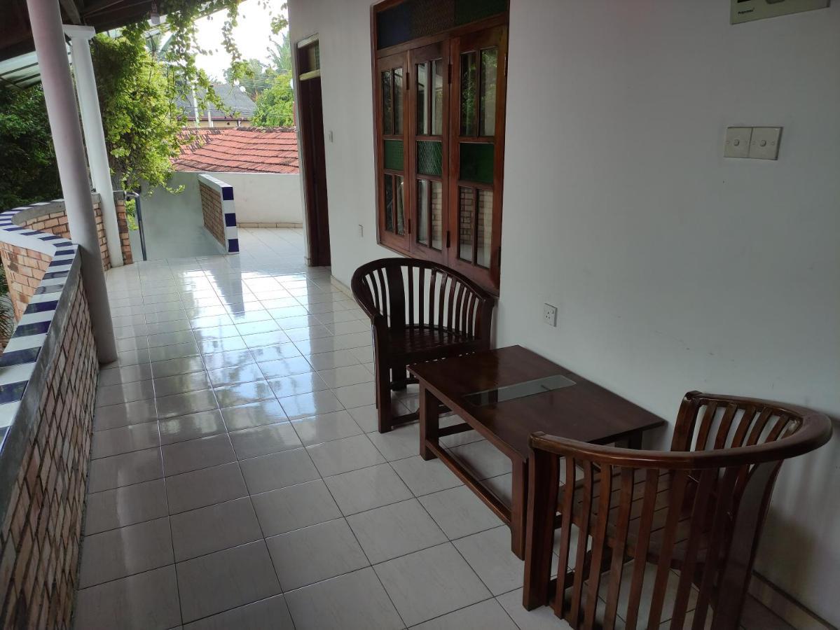 Crescent Resort Galle Bagian luar foto