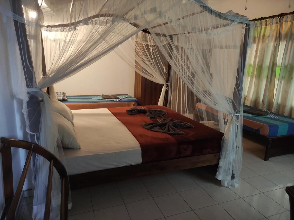 Crescent Resort Galle Bagian luar foto