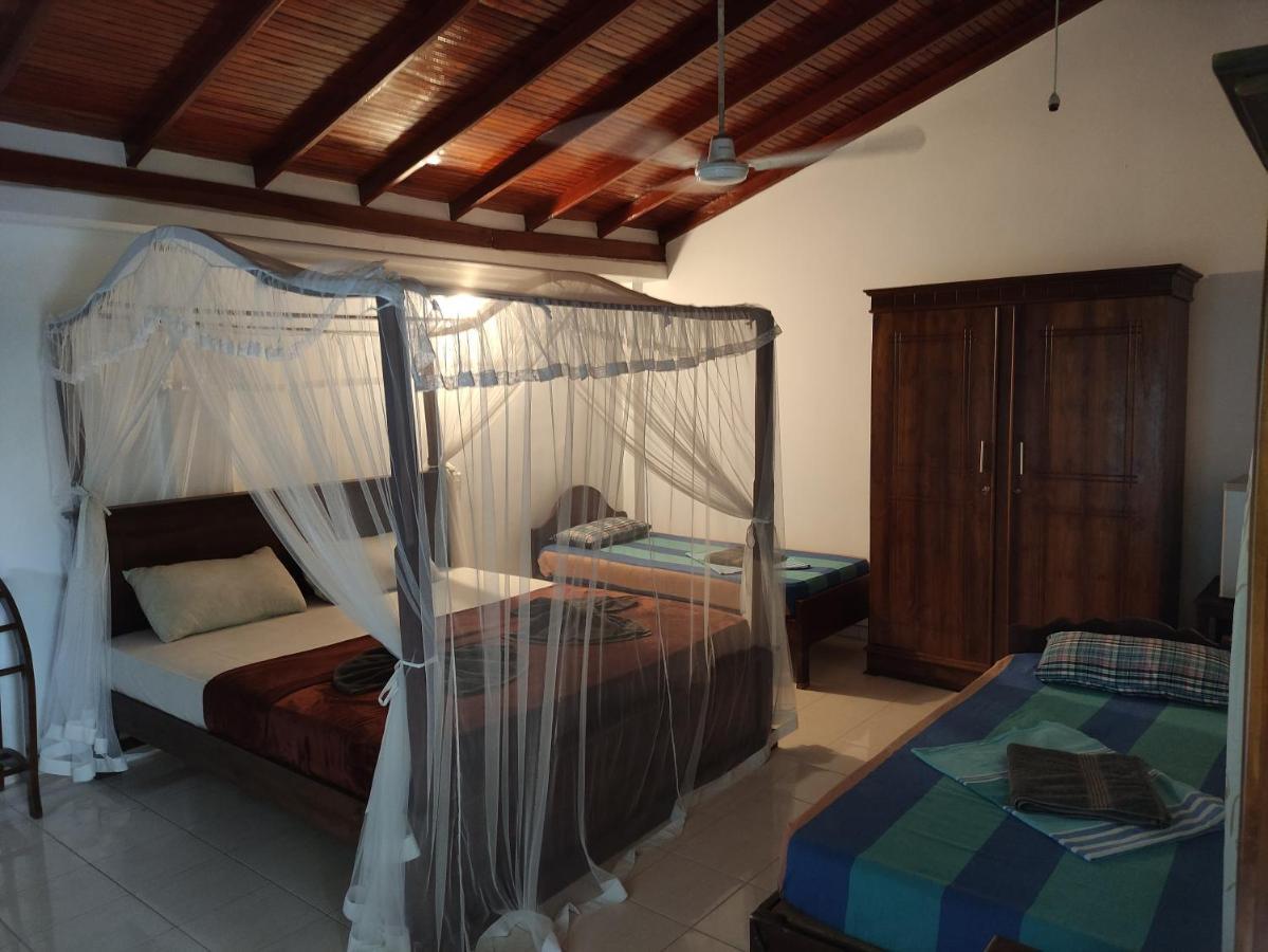 Crescent Resort Galle Bagian luar foto