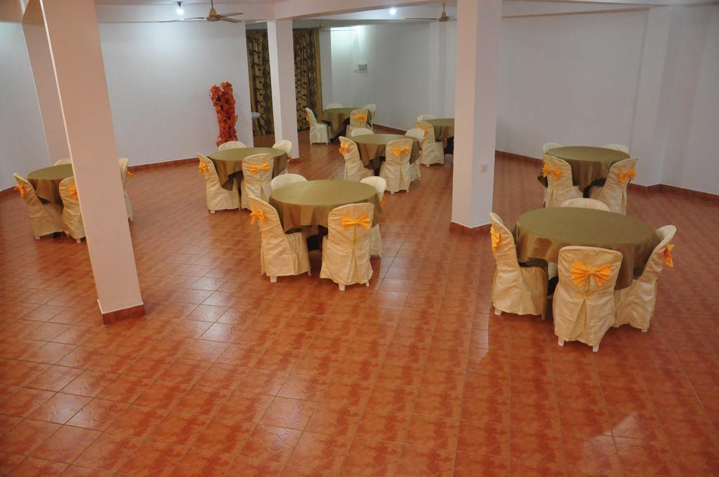 Crescent Resort Galle Bagian luar foto