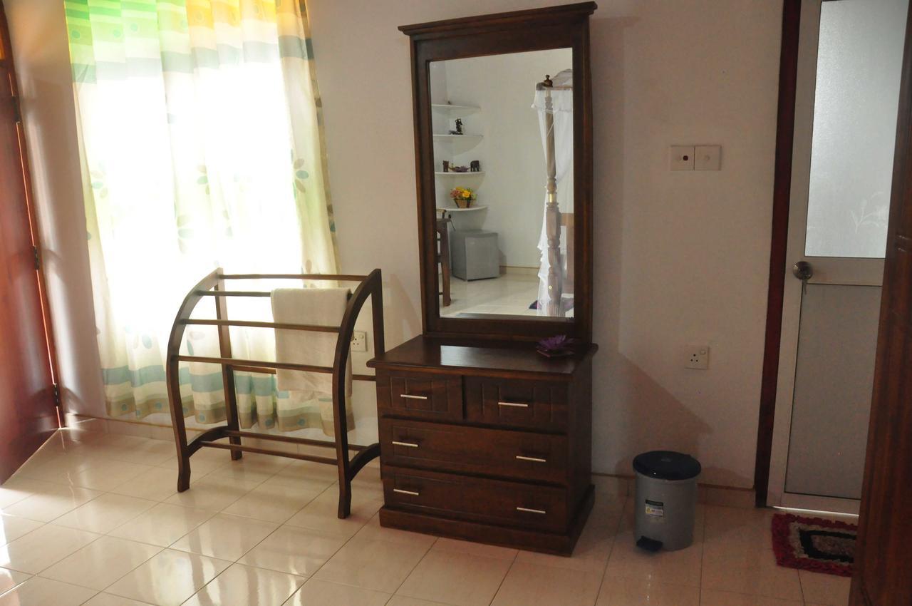 Crescent Resort Galle Bagian luar foto