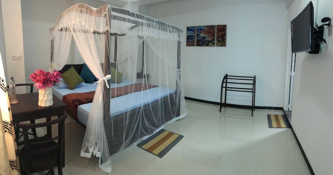 Crescent Resort Galle Bagian luar foto